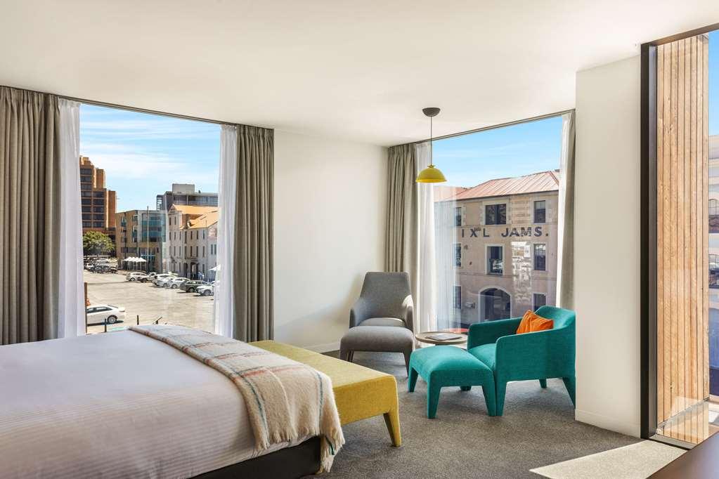 Macq 01 Hotel Χόμπαρτ Δωμάτιο φωτογραφία A bedroom at the hotel