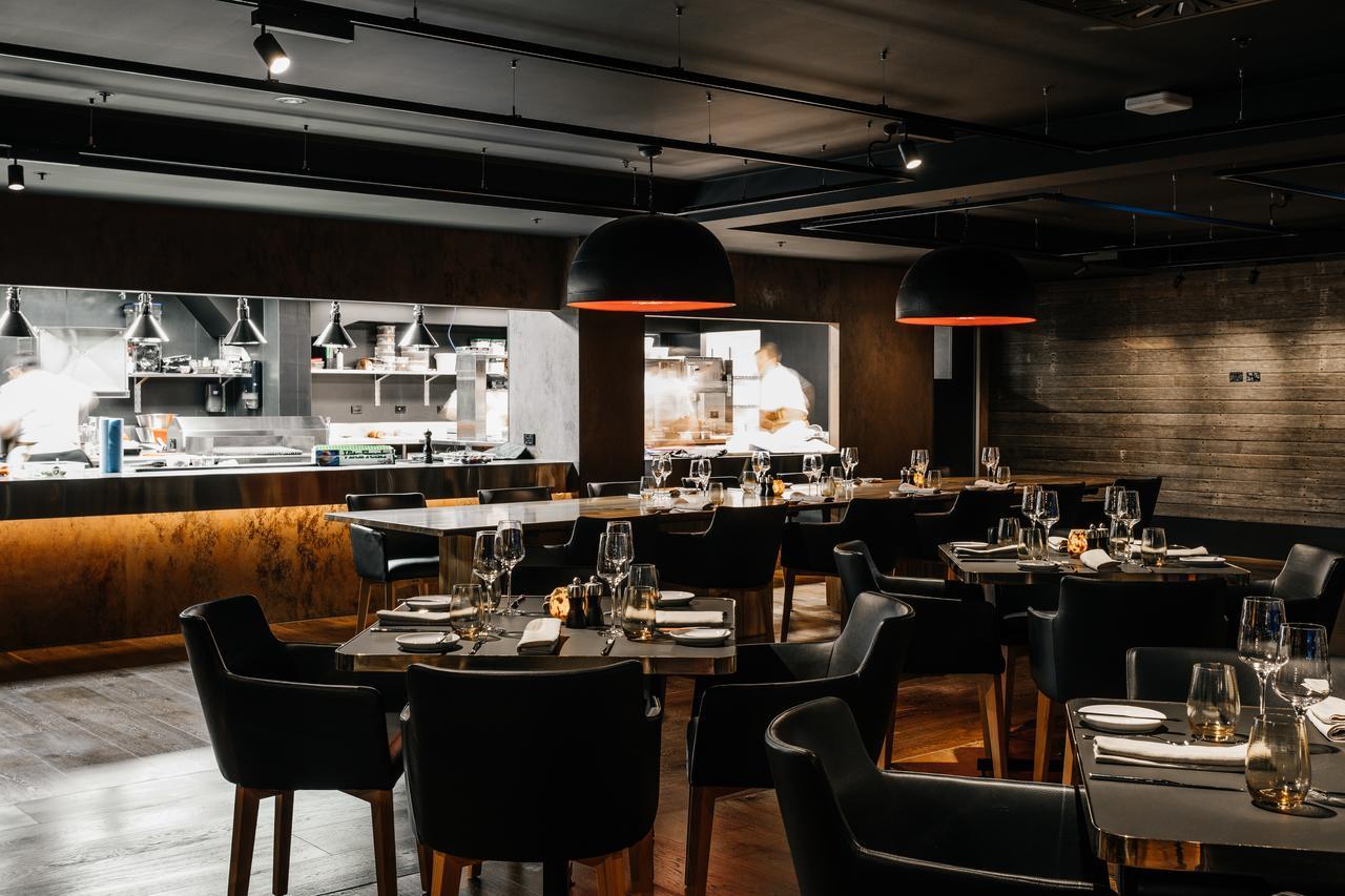 Macq 01 Hotel Χόμπαρτ Εξωτερικό φωτογραφία Interior of the restaurant