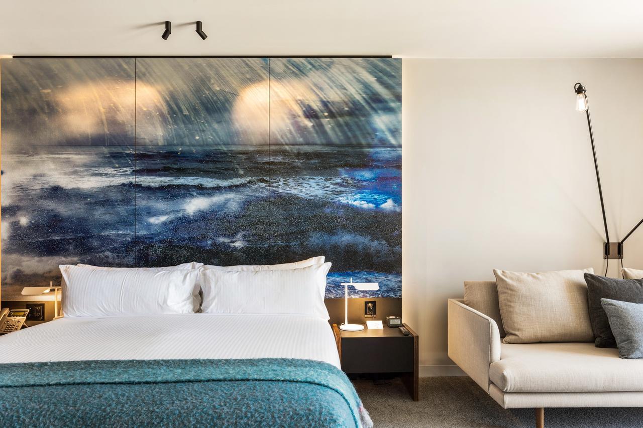Macq 01 Hotel Χόμπαρτ Εξωτερικό φωτογραφία A guest room at the hotel